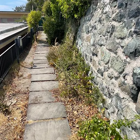 Ocean View Flat With Wi-fi, Ac And Elevator To Town Apartamento