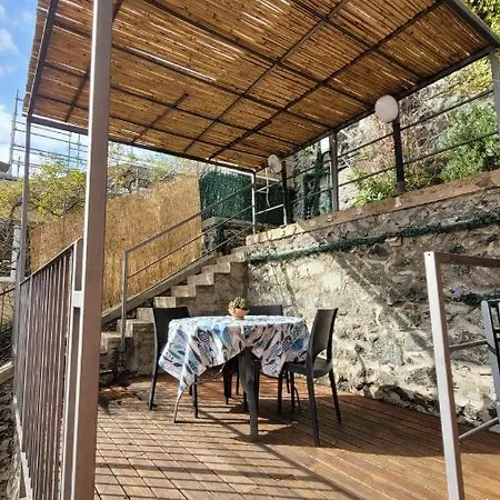 Ocean View Flat With Wi-fi, Ac And Elevator To Town Apartment