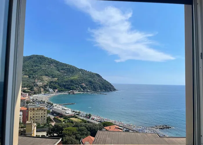 Ocean View Flat With Wi-fi, Ac And Elevator To Town 아파트 레반토