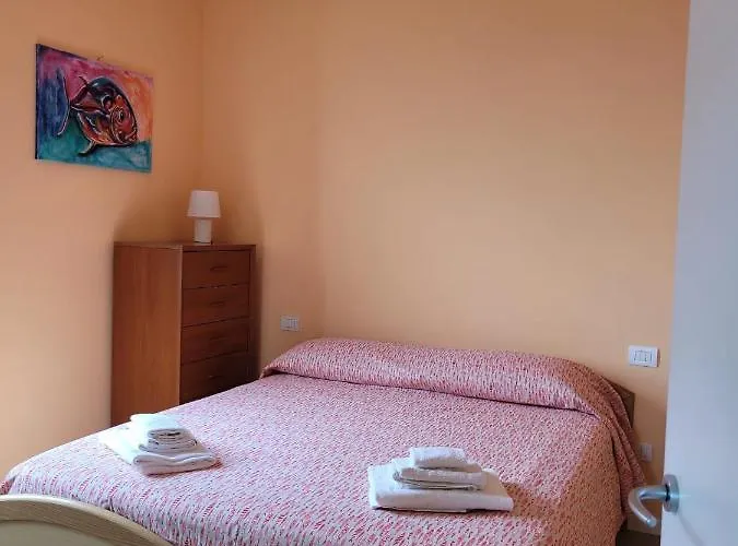 Ocean View Flat With Wi-fi, Ac And Elevator To Town 아파트