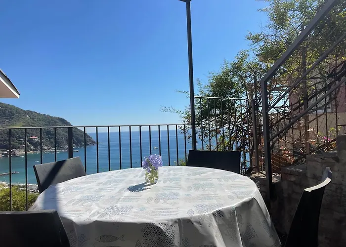 Ocean View Flat With Wi-fi, Ac And Elevator To Town Levanto